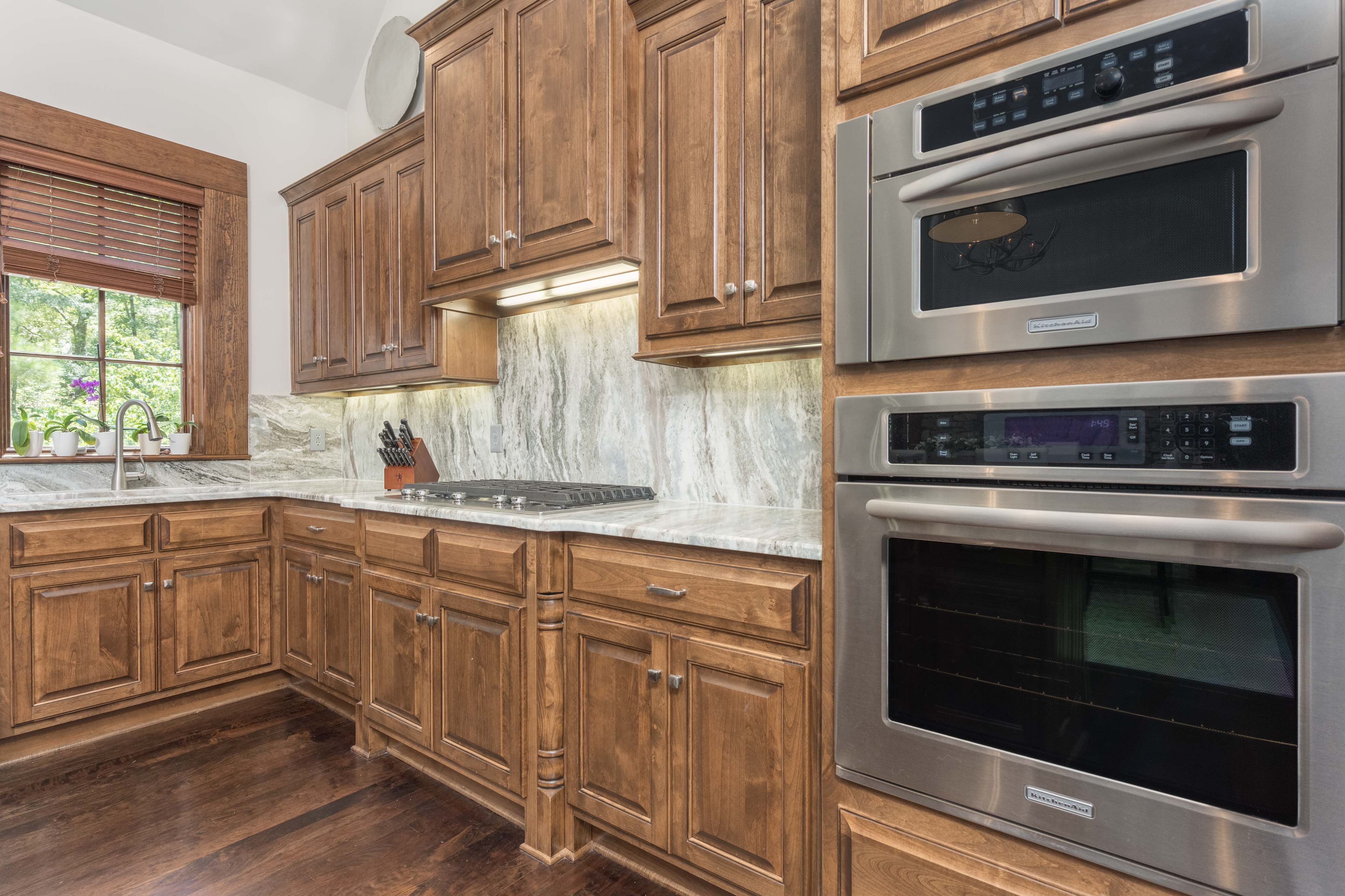 1040 Woodmont Ct. image 10